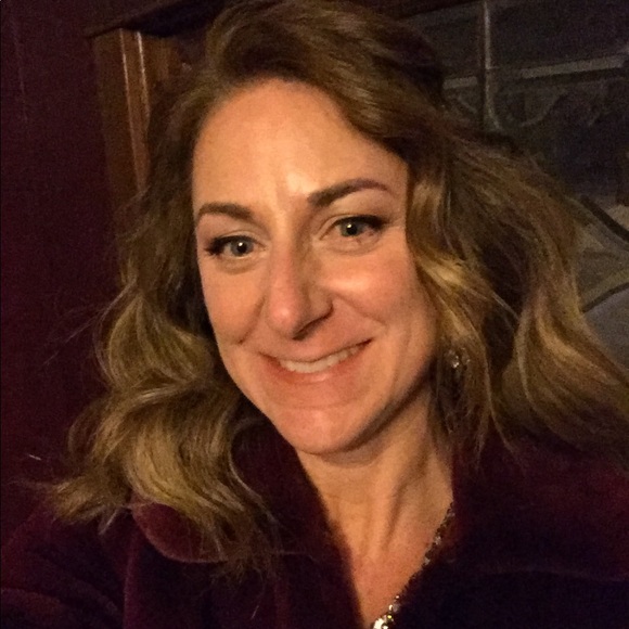 Meet your Posher, Dede - Picture 1 of 1